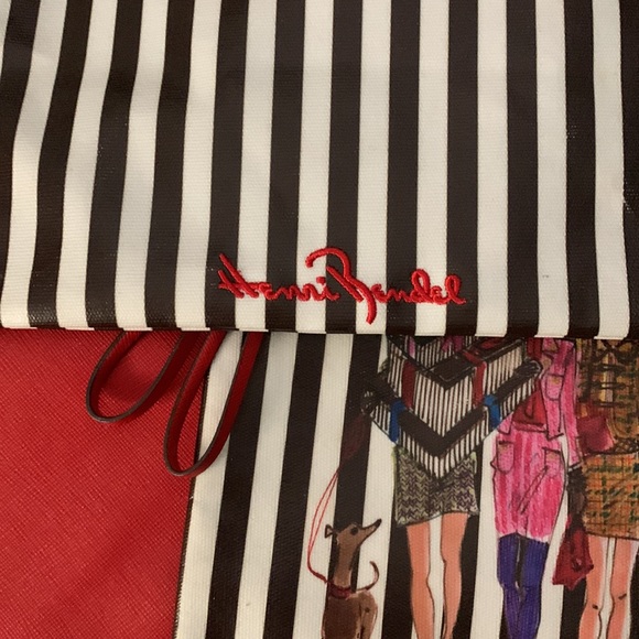 EUC HENRI BENDEL 3 ZIPPERED POUCHES - Picture 4 of 9